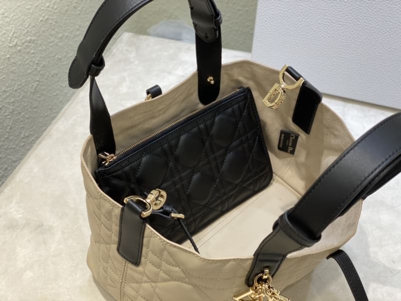 chr1st1an D10r shopping bags